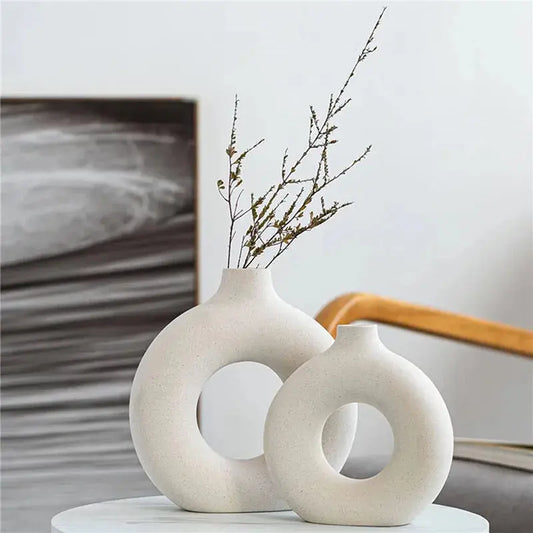 Circular Hollow Ceramic Vase theluxeloft