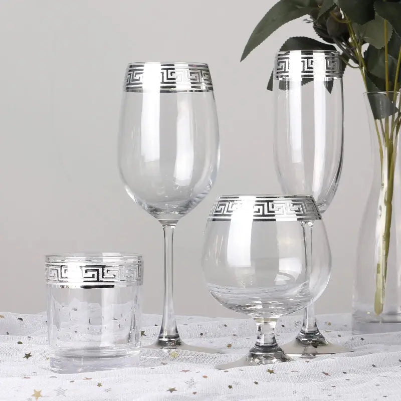 European-style Wine Glass theluxeloft