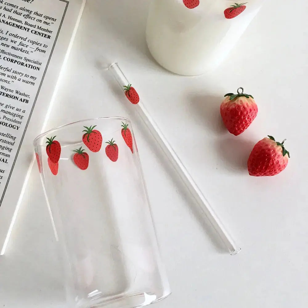 Strawberry Cute Glass With Straw theluxeloft