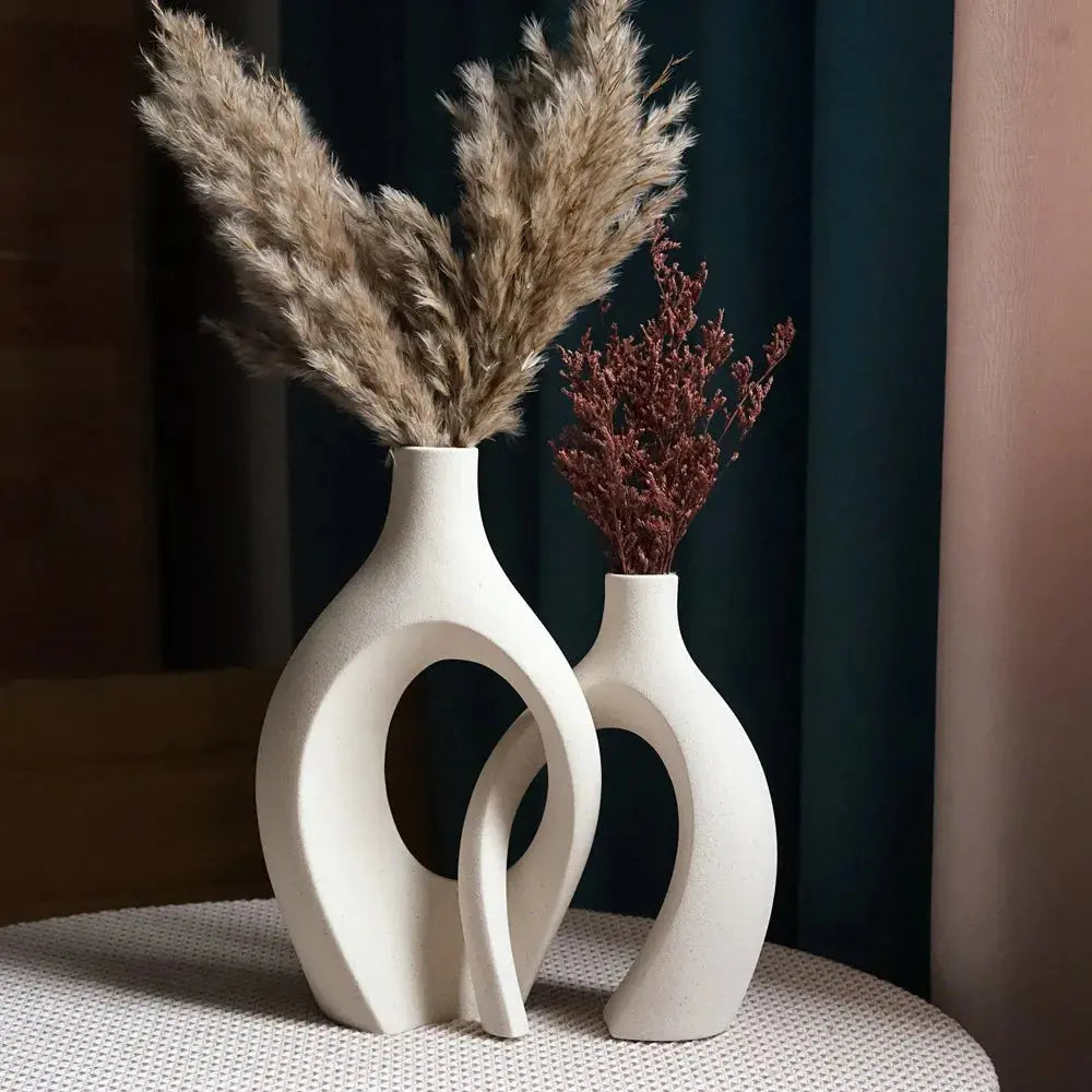 Modern Art Decorative Ceramic Vase theluxeloft